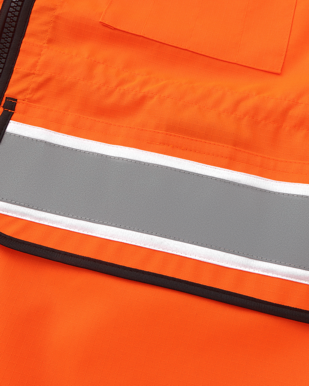 Flap-covered lower pocket with reflective band on the Kiwi Sightline 704 vest