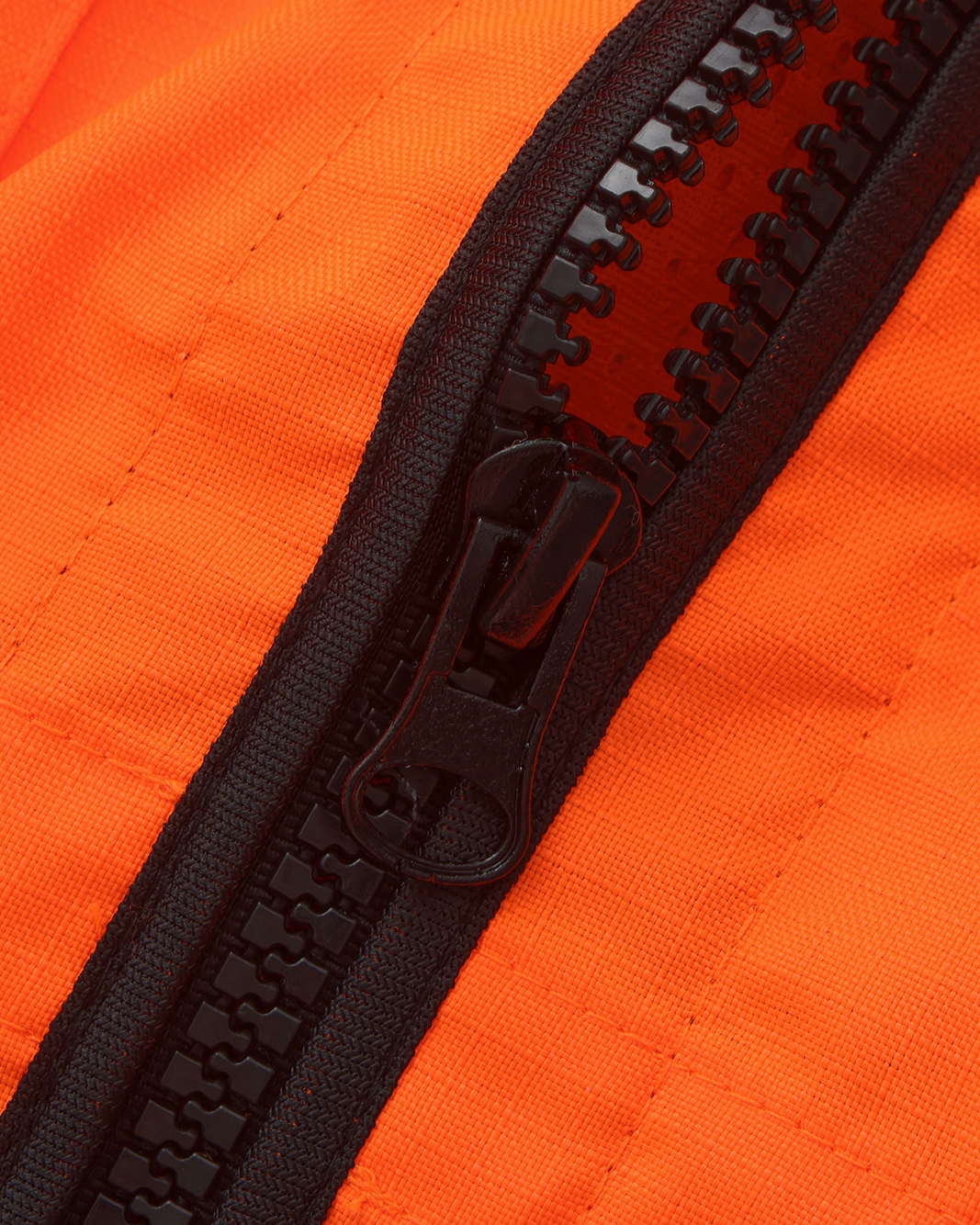 Heavy-duty molded front zipper on the Kiwi Sightline 704 surveyor vest